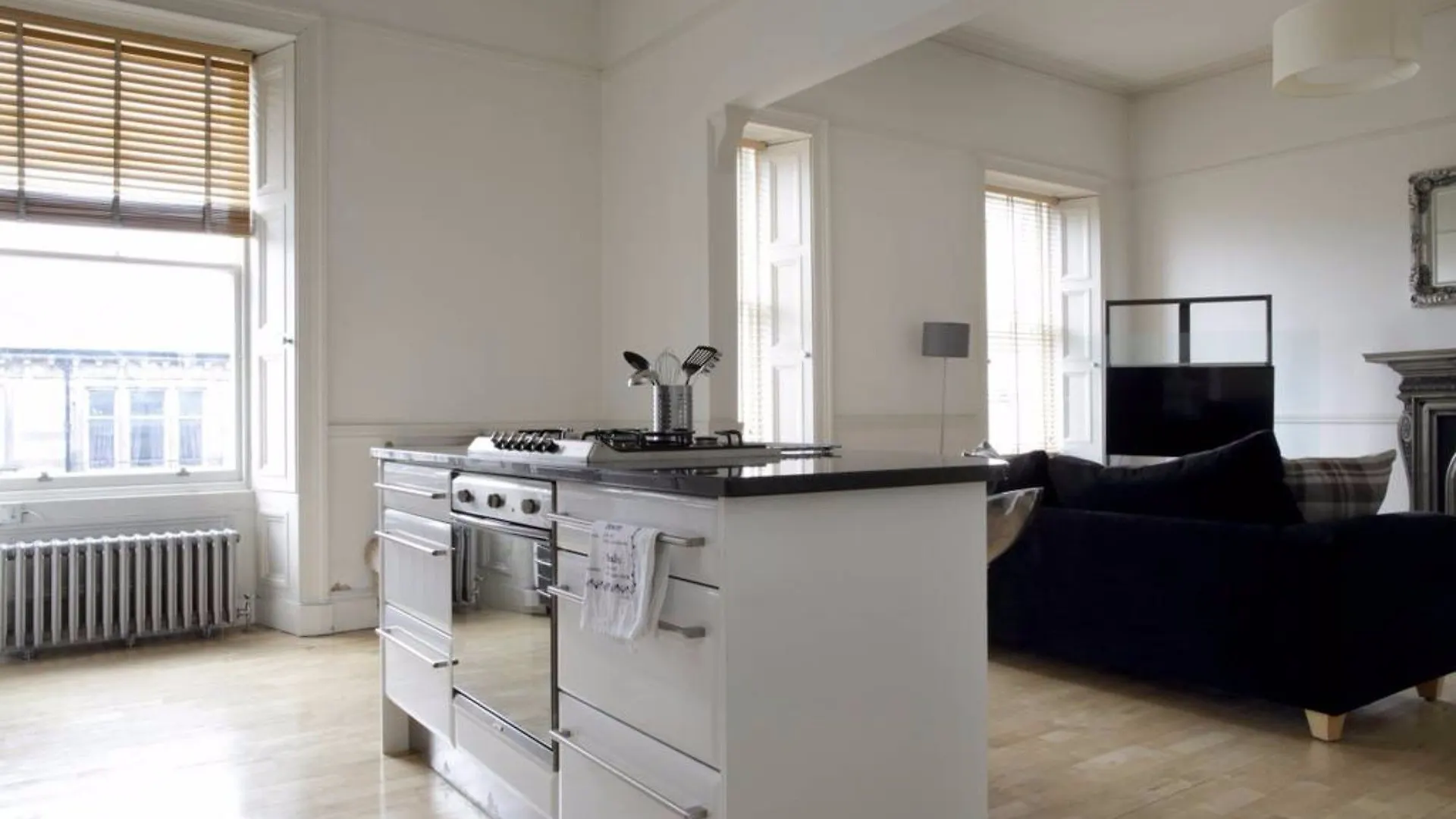 4 Bedroom Apartment In City Centre Edimburgo